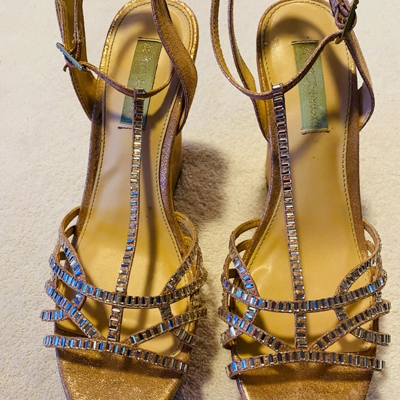 Brand New Sparkly Wedges By BETSEY JOHNSON - Size 9.5 - Heel Height 5 - box 21 - Picture 3 of 5